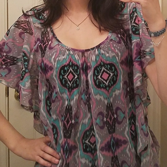 INC airey top perfect for summer and spring - Picture 2 of 4